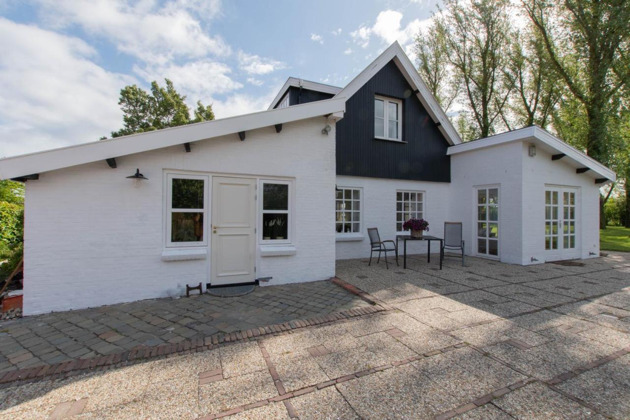 Prachtig Gelegen Vrijstaand Landhuis Hansweert Exterior foto