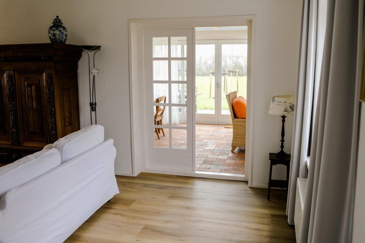 Prachtig Gelegen Vrijstaand Landhuis Hansweert Exterior foto
